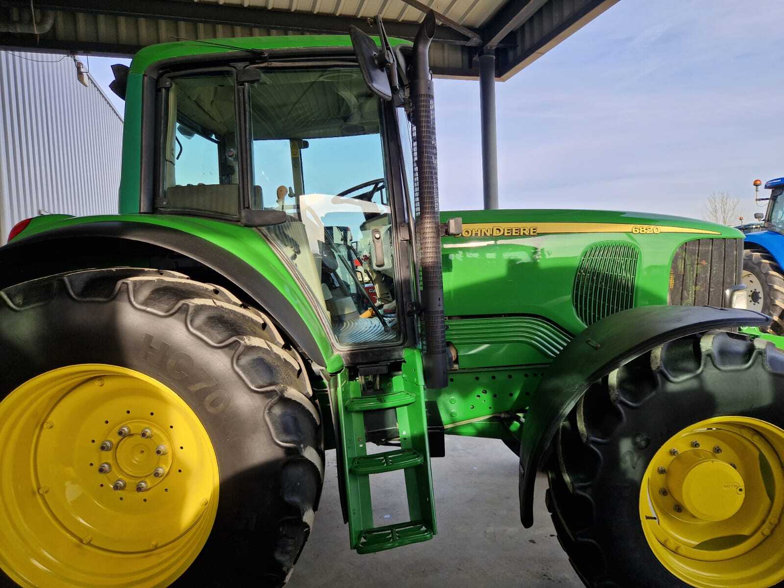 Agp-john-deere-6820-premium-power-quad-C Tracteur 6820 Power Quad John Deere — image 4
