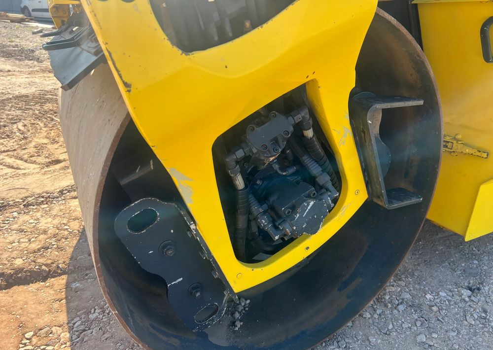 Bomag BW 154 AP-AM BOMAG BW 154 AP-AM Compacteur - image 13