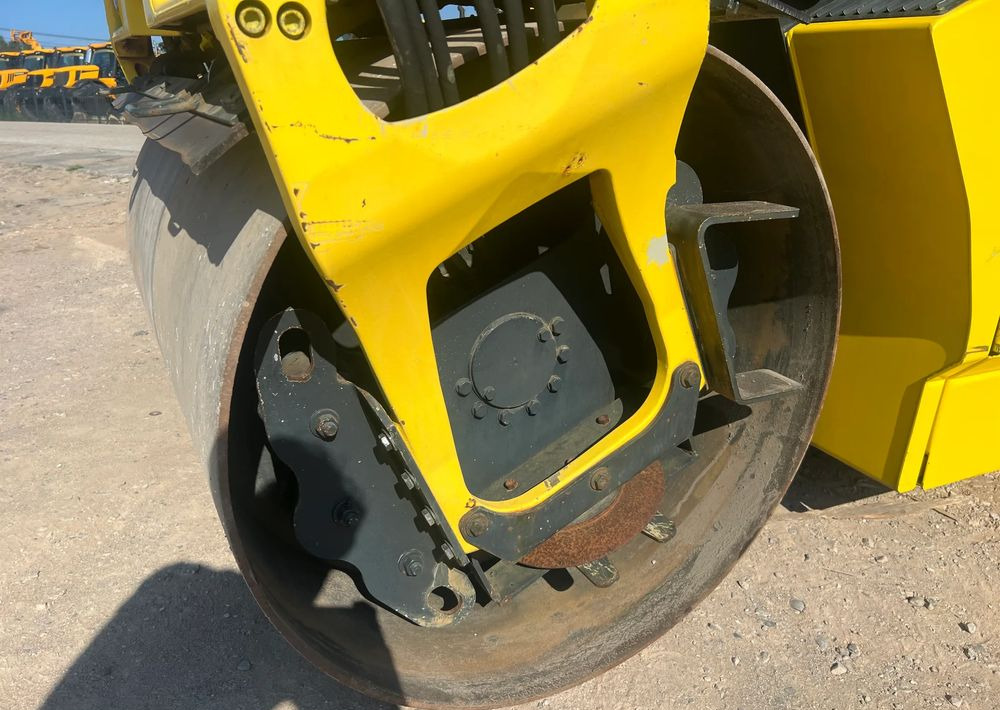 Bomag BW 154 AP-AM BOMAG BW 154 AP-AM Compacteur - image 16