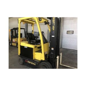 Chariot élévateur 2T5 électrique Hyster levée 5m10 — image 2