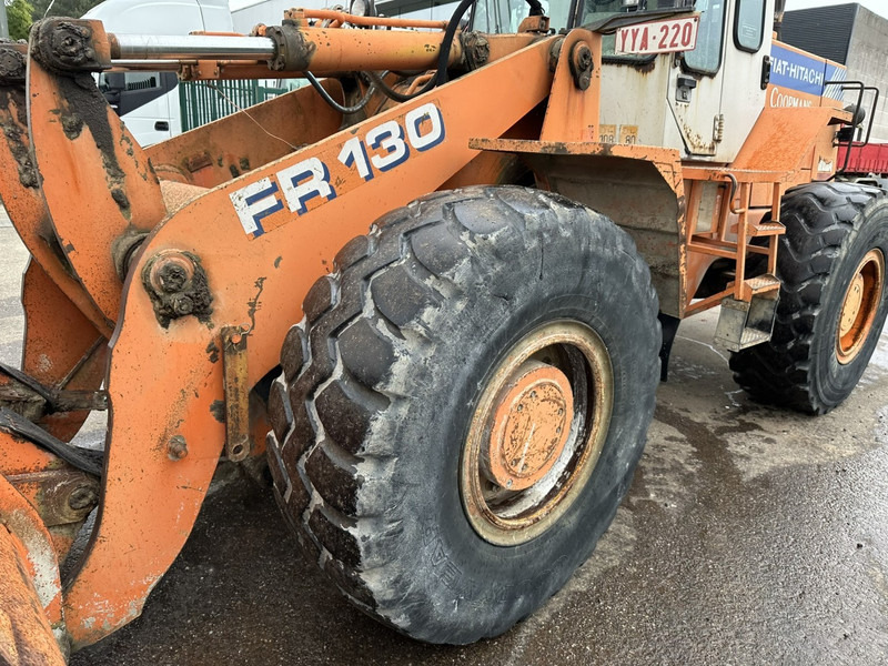 FIAT-HITACHI FR 130 13T - 4x4 LOADER - IVECO 6 CYLINDER - Fiat-Hitachi FR 130 chargeuse sur pneus 13 T 4x4 - image 2