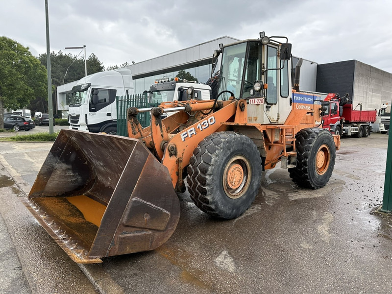 FIAT-HITACHI FR 130 13T - 4x4 LOADER - IVECO 6 CYLINDER - Fiat-Hitachi FR 130 chargeuse sur pneus 13 T 4x4 - image 4