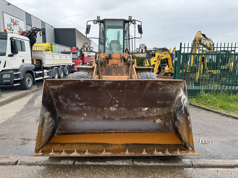 FIAT-HITACHI FR 130 13T - 4x4 LOADER - IVECO 6 CYLINDER - Fiat-Hitachi FR 130 chargeuse sur pneus 13 T 4x4 - image 8