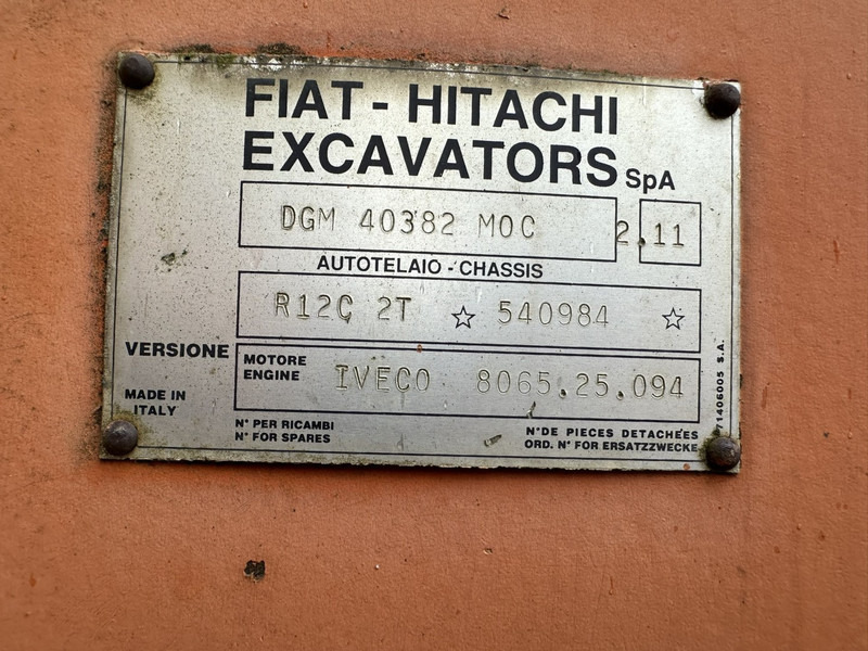 FIAT-HITACHI FR 130 13T - 4x4 LOADER - IVECO 6 CYLINDER - Fiat-Hitachi FR 130 chargeuse sur pneus 13 T 4x4 - image 10