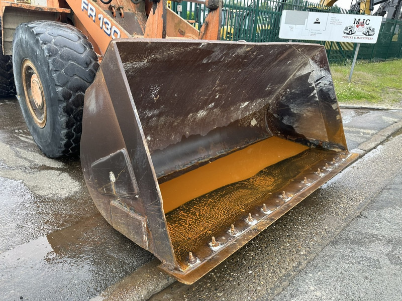 FIAT-HITACHI FR 130 13T - 4x4 LOADER - IVECO 6 CYLINDER - Fiat-Hitachi FR 130 chargeuse sur pneus 13 T 4x4 - image 19