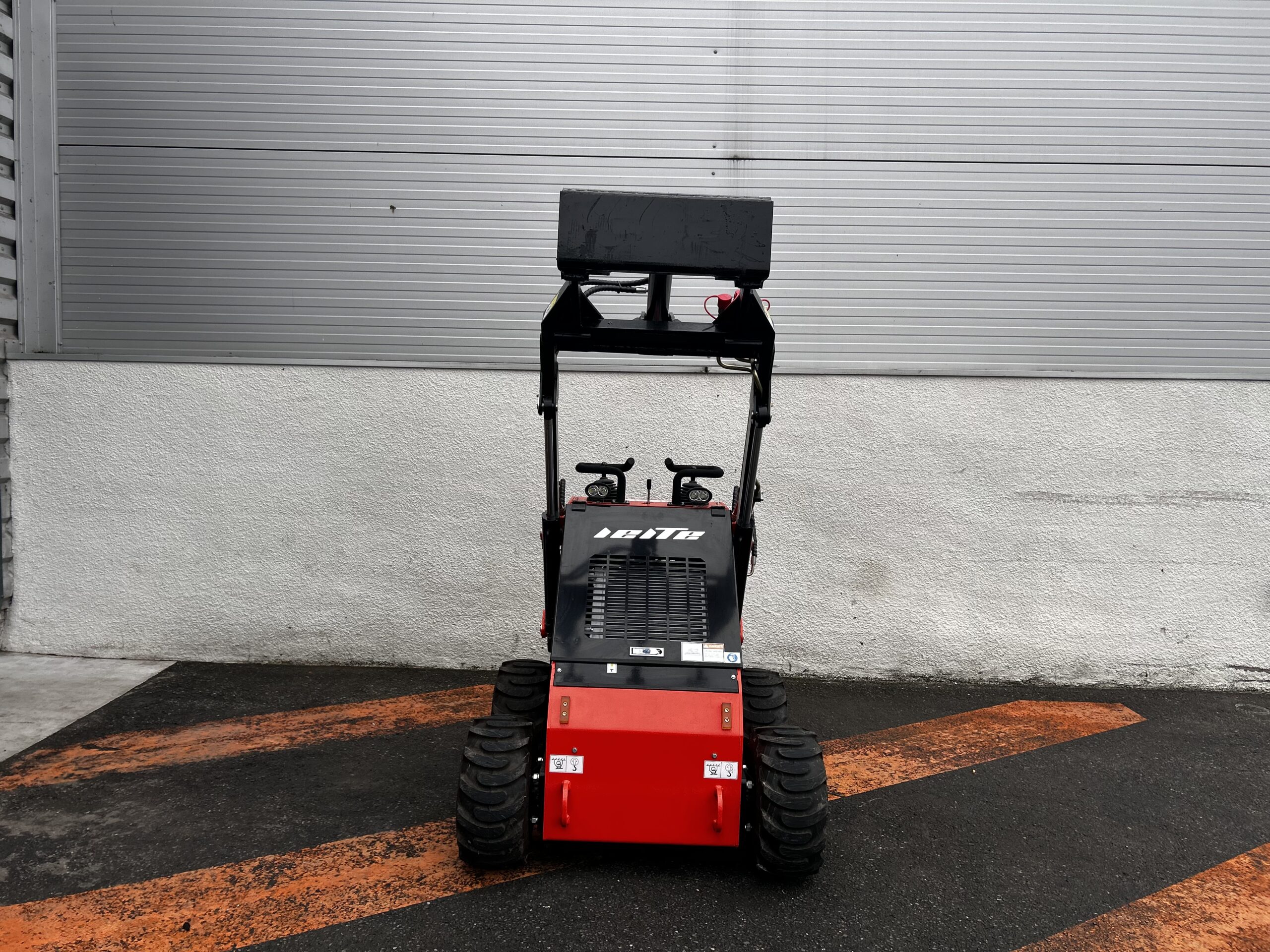AgpIMG_0198-sK Mini Chargeur 380 W LTH — image 14