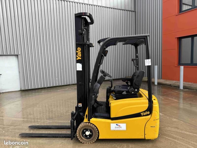 Yale ERP16VF chariot élévateur électrique 1,6 T - levée 3,21 m - image 4