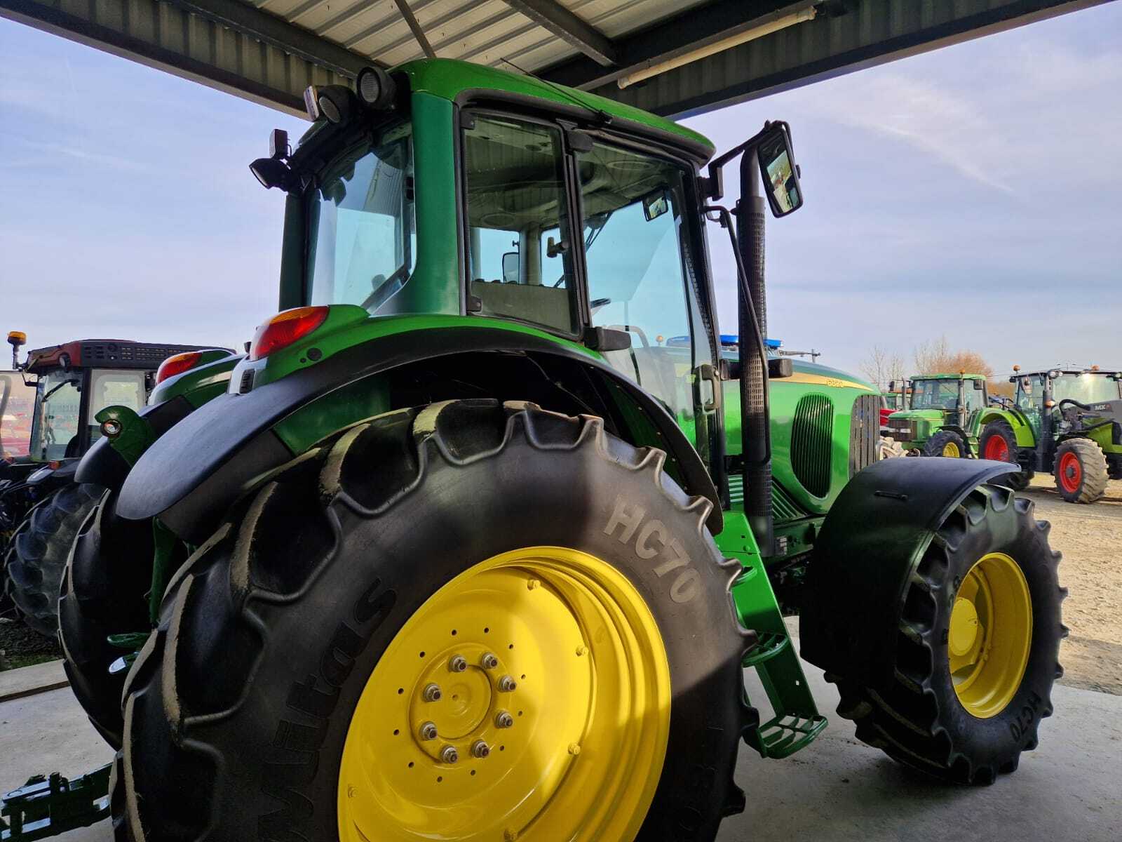 Agpjohn-deere-6820-premium-power-quad-E Tracteur 6820 Power Quad John Deere — image 6