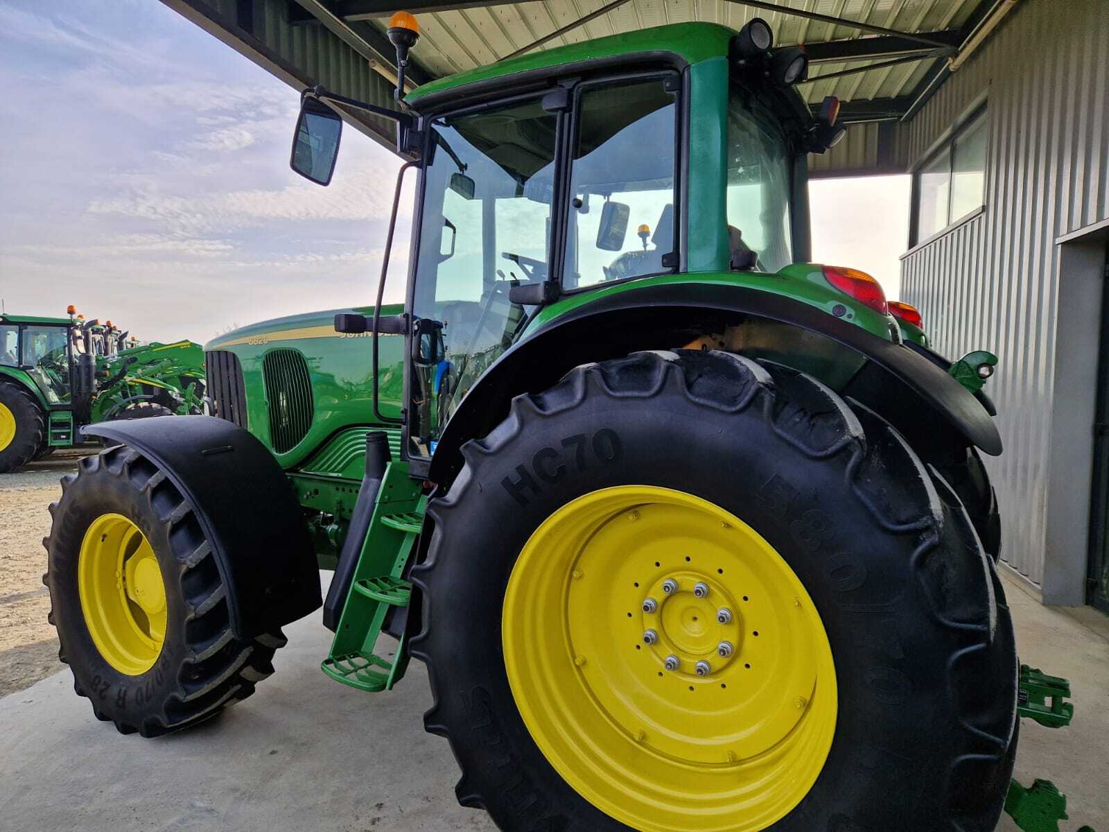 Agpjohn-deere-6820-premium-power-quad-G Tracteur 6820 Power Quad John Deere — image 8