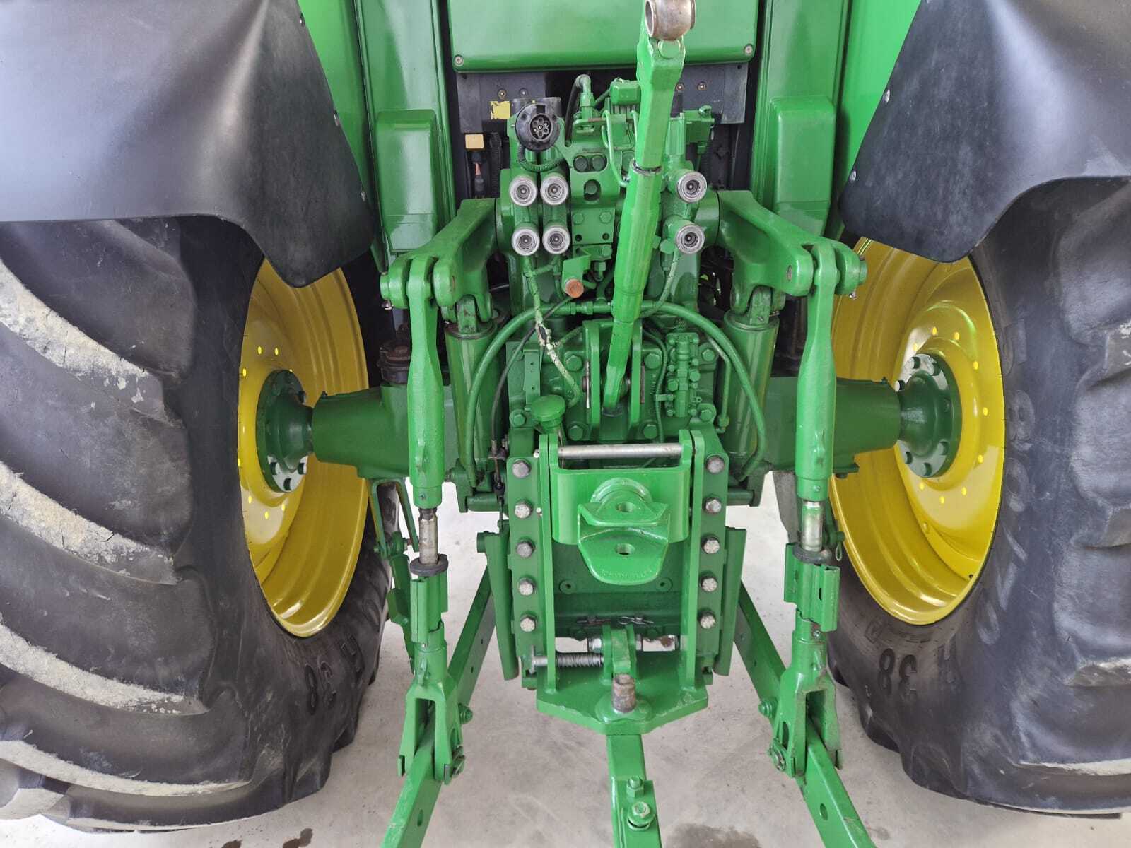 Agpjohn-deere-6820-premium-power-quad-I Tracteur 6820 Power Quad John Deere — image 10