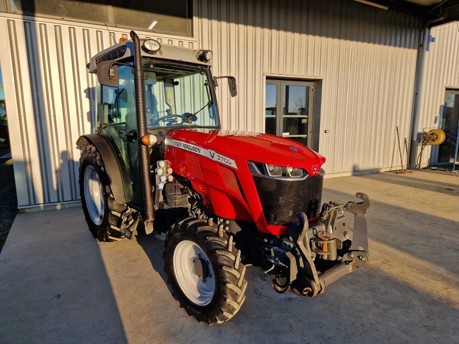 Agpmassey-ferguson-3709v-B Tracteur 5709v Massey Ferguson — image 3