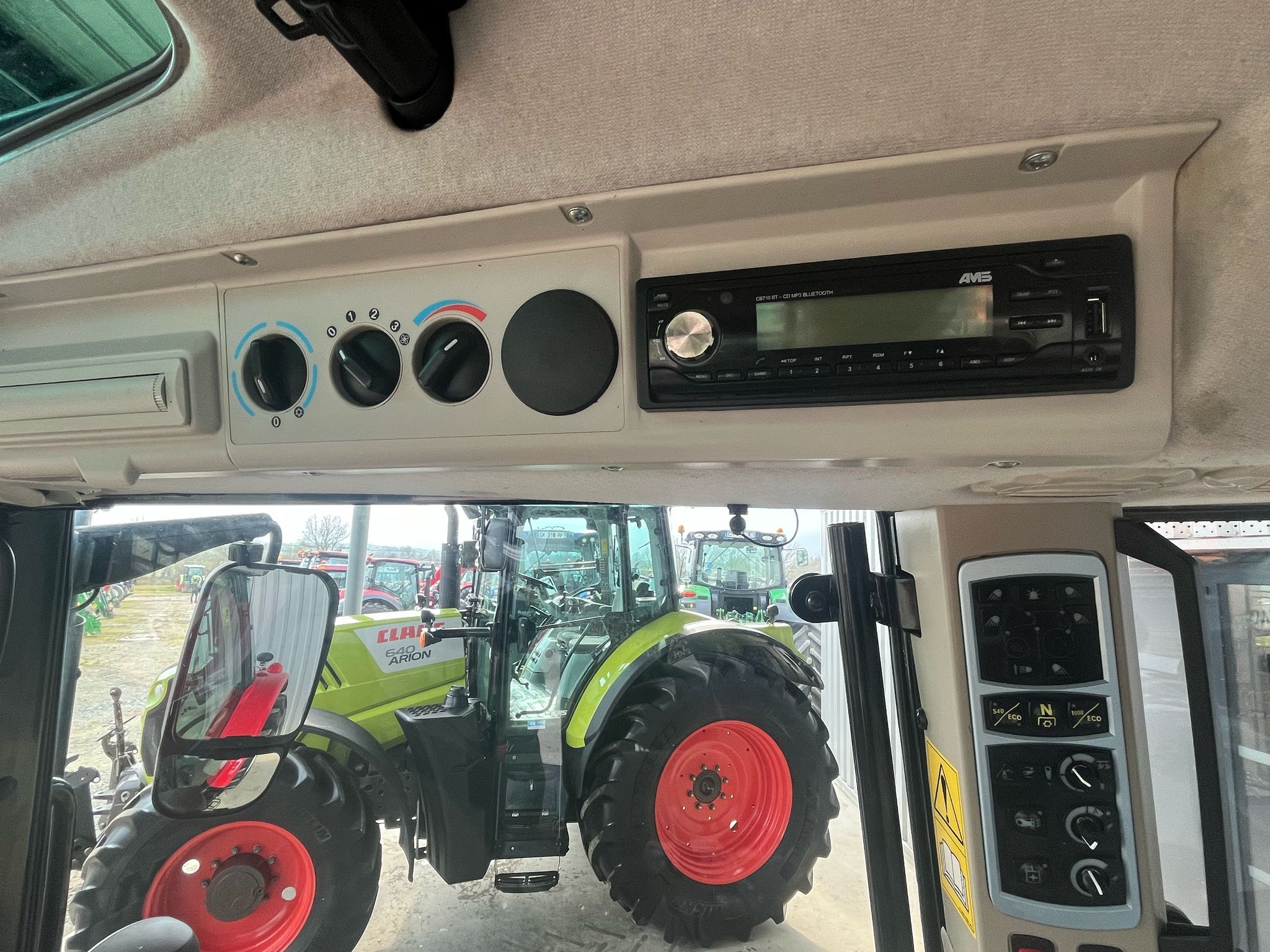 Agpmassey-ferguson-5711s-dyna-J Tracteur 5711s Ferguson Massey — image 10