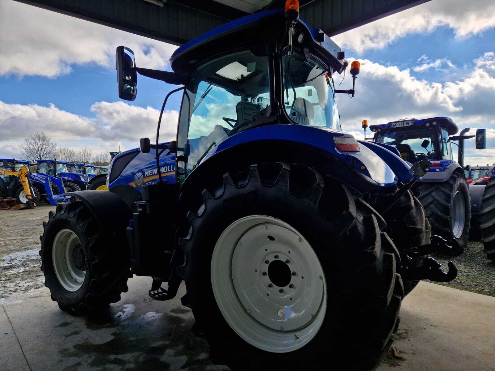 Agpnew-holland-t7190-power-command-F Tracteur Power Command New Holland T7.190 — image 7