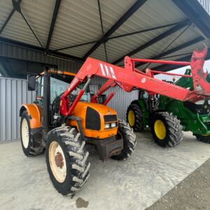 Tracteur Ares Renault 550 — image 3