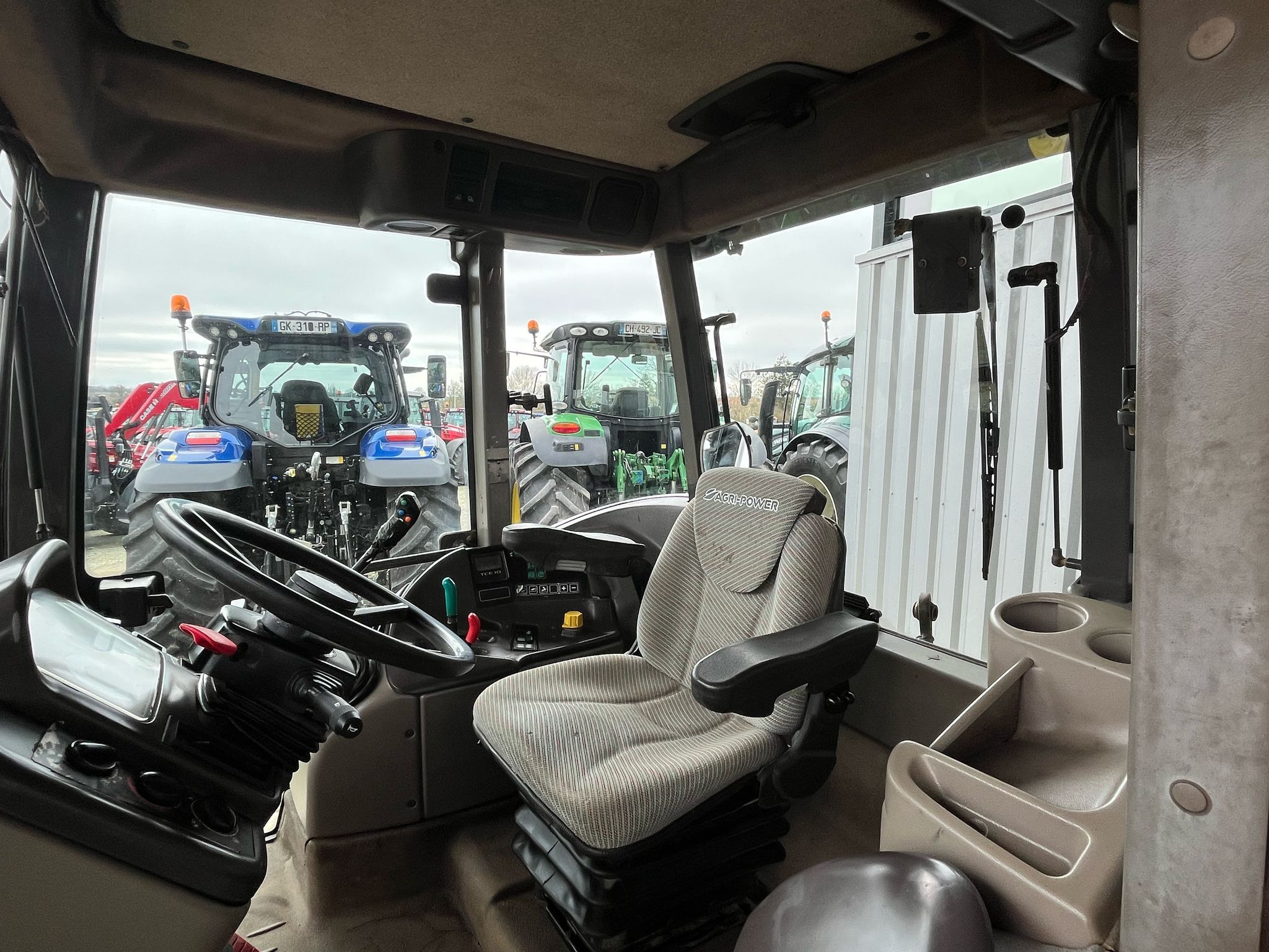 Agprenault-ares-550-H Tracteur Ares Renault 550 — image 9
