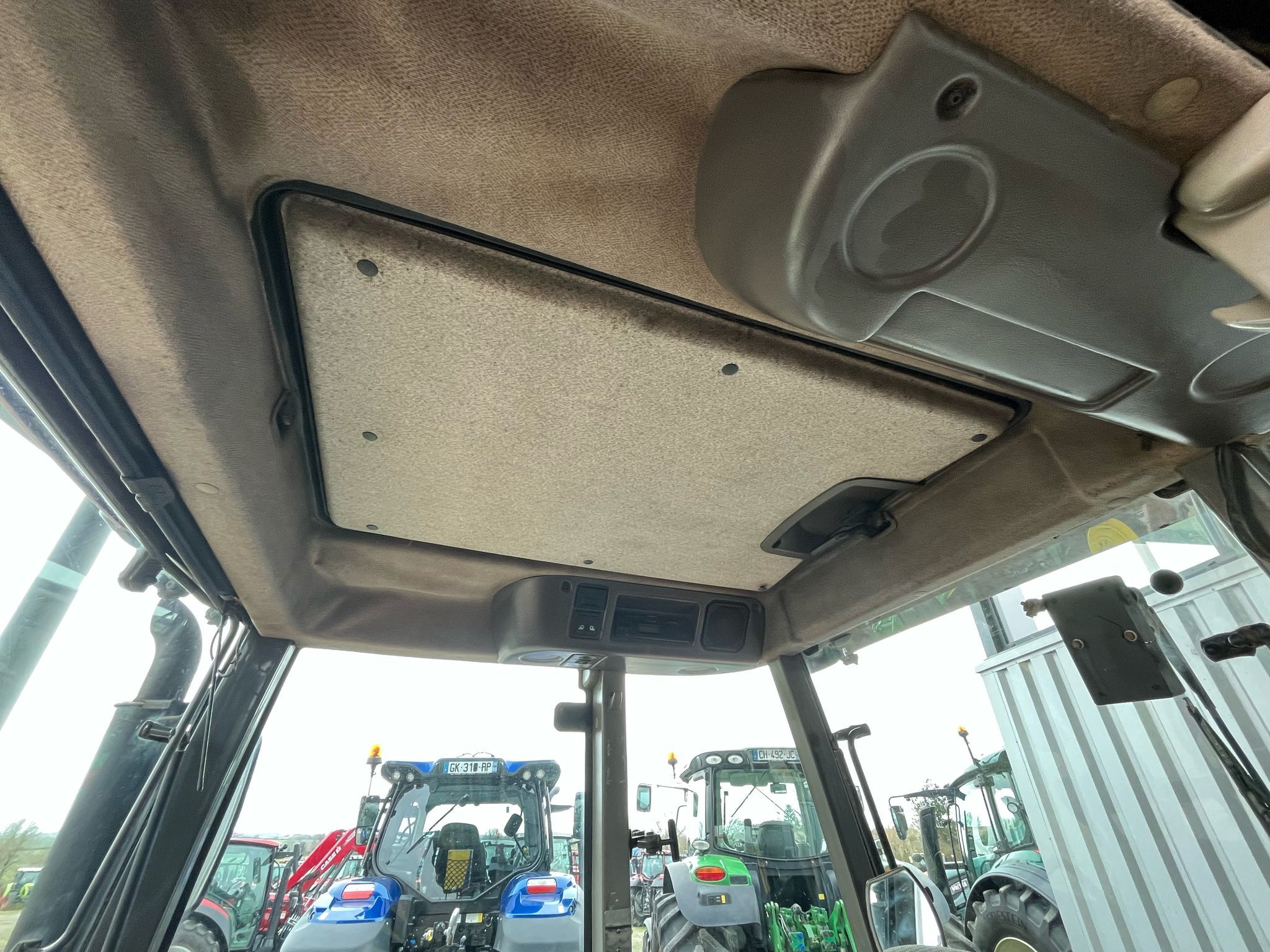 Agprenault-ares-550-I Tracteur Ares Renault 550 — image 10