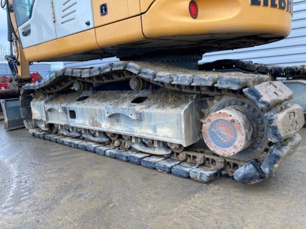 65b357ca9729f_big_exp-600x450 Pelle à chenilles Liebherr R914 Compact Occasion — image 2