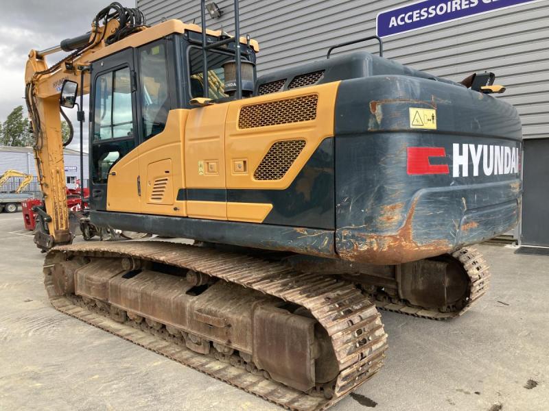 66c5a9944cce2 Pelle à chenilles Hyundai HX220L — image 8