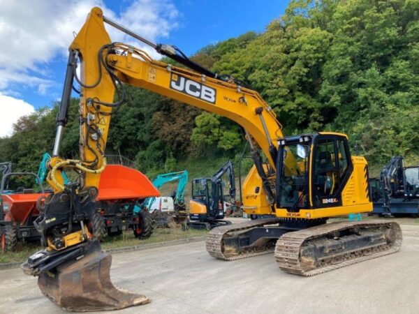 6757ee9a385e3_exp-600x450 Pelle à chenilles JCB 245XR — image 13