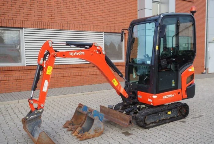 KubotaKX016-4_2022_2_1024x1024 Kubota KX016-4 Mini-pelle avec cabine 2022 Occasion Très bon état — image 3