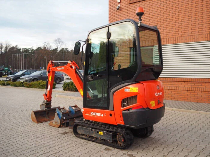 KubotaKX016-4_2022_3_1024x1024 Kubota KX016-4 Mini-pelle avec cabine 2022 Occasion Très bon état — image 4