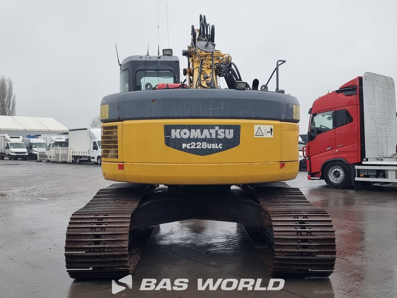 Occasion-Machine-de-c Komatsu PC228 US LC Track - image 4