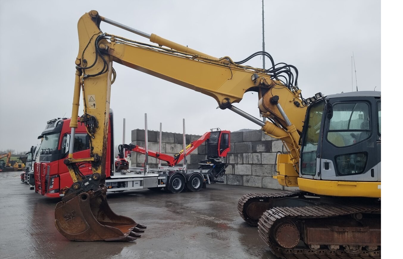 Occasion-Machine-de-constr_31-10 Komatsu PC228 US LC Track — image 5
