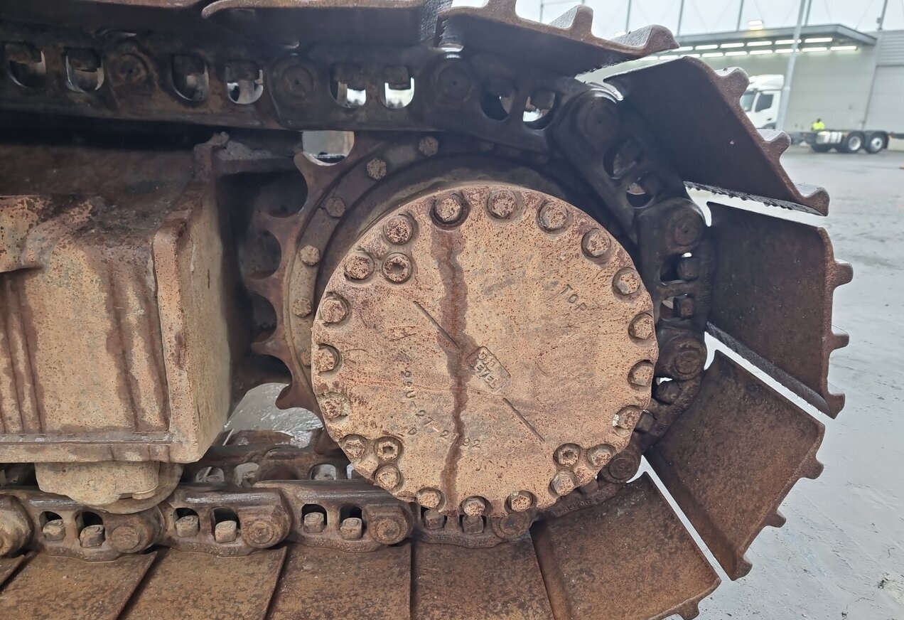 Occasion-Machine-de-construction-Komatsu-PC228-Track-2025_31-18 Komatsu PC228 US LC Track - image 18