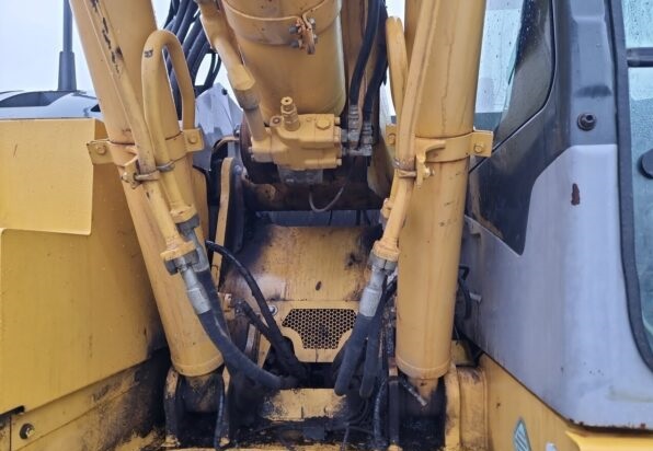 Occasion-Machine-de-construction-Komatsu-PC228-Track-2025_31-20-600x450 Komatsu PC228 US LC Track — image 18