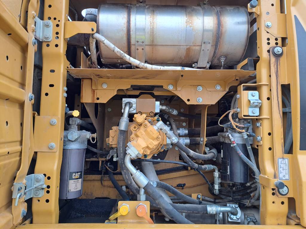 cat-336-4d644abd Pelle sur chenilles CAT 336 — image 5