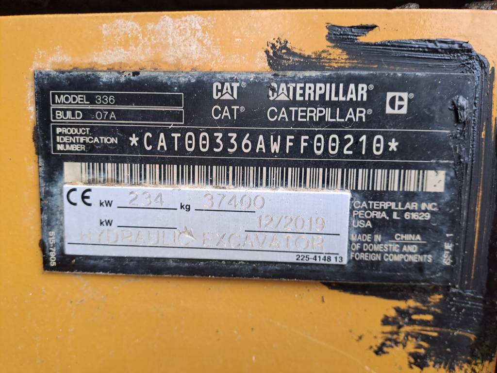 cat-336-adff679c Pelle sur chenilles CAT 336 — image 12