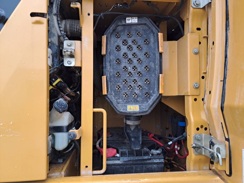 cat-336-c39be383 Pelle sur chenilles CAT 336 — image 15