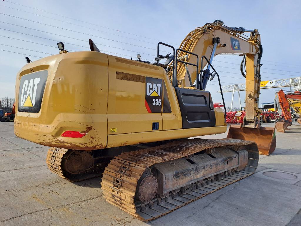 cat-336-c53ef5a0 Pelle sur chenilles CAT 336 — image 16