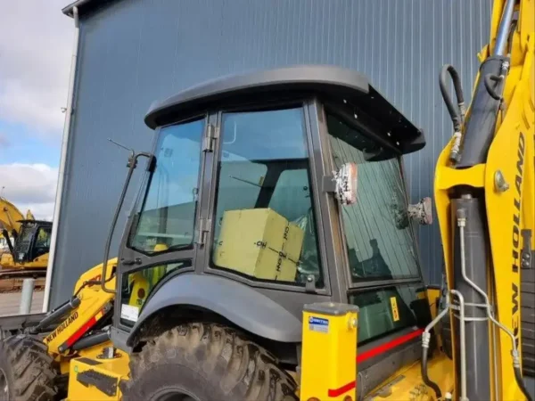 5667TGFFRT New Holland B80B 2022 — image 6