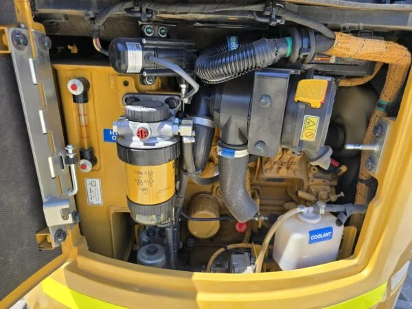 6Y6TFP Caterpillar 301.7 CR + 3 Godets + Remorque 2021 — image 3