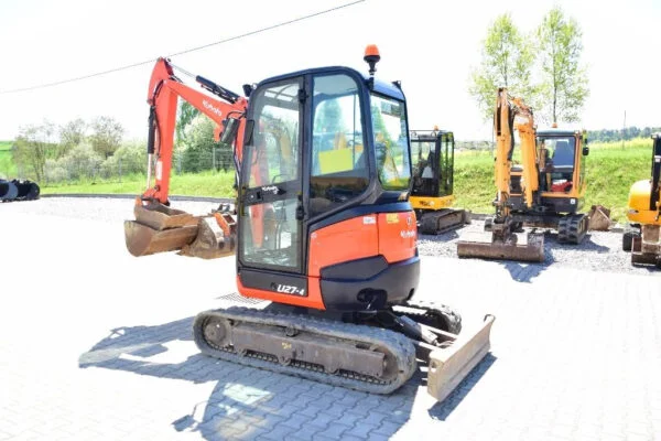 BXNYZ7IZ Kubota U 27-4 + 3 Godets et Attache rapide 2015 — image 7