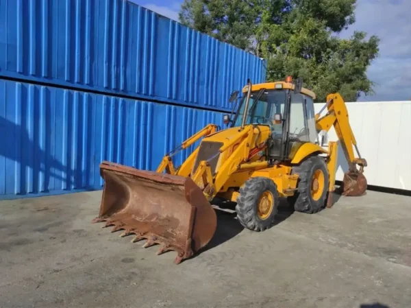 CCFR55 Tractopelle polyvalent et robuste JCB 3CX 2000 — image 5