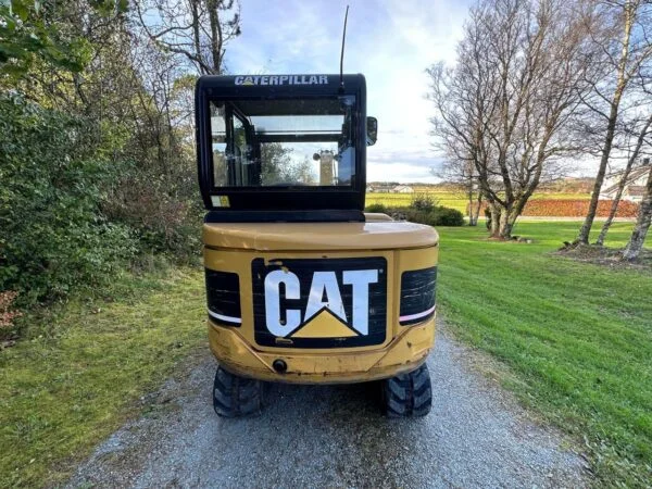 FCFT677 Cat 302.5C + 4 Godets et Inclinable 2006 — image 15