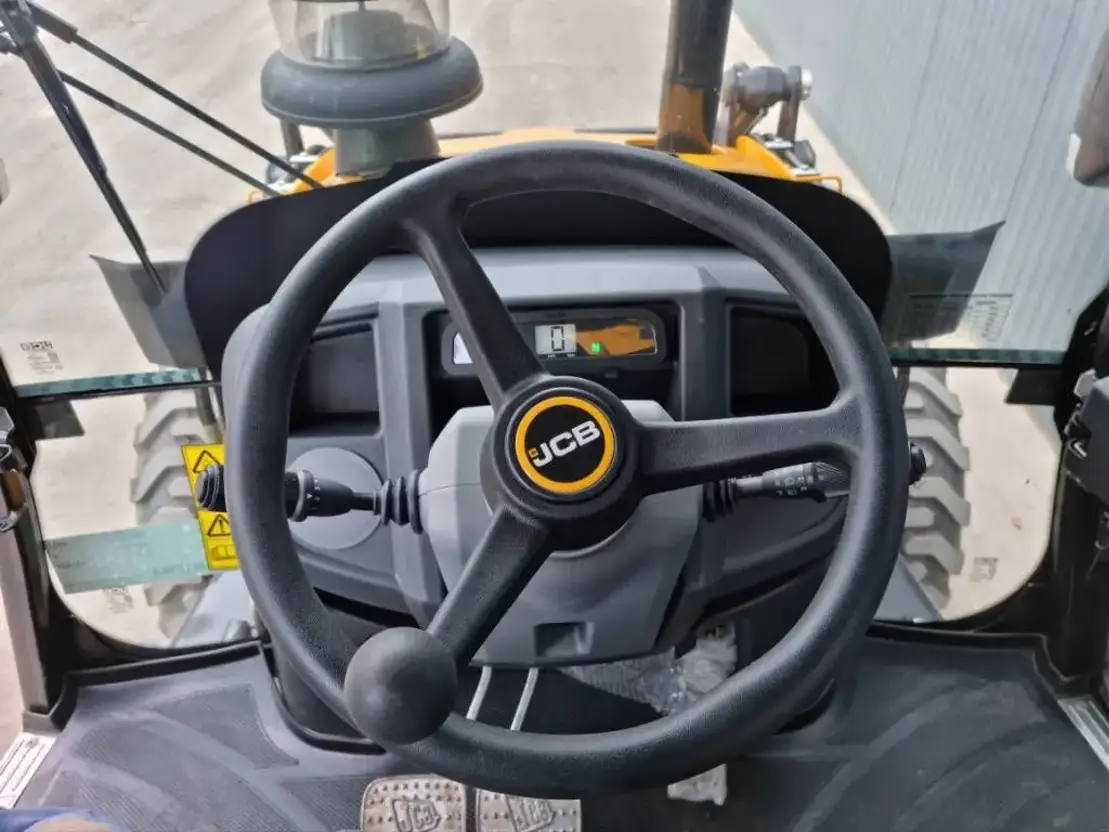 FV5767YR JCB 3DX — image 9