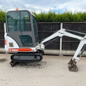 Bobcat 320 , 1,5T + 3 Godets — image 7