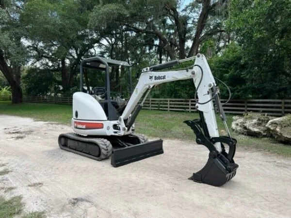 RE46ED Bobcat 425G , 2,7T + 4 Godets 2008 — image 10