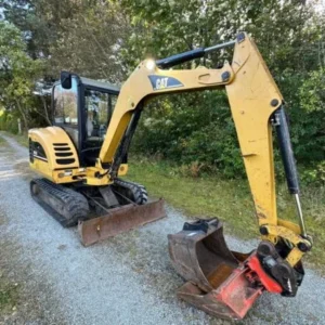Cat 302.5C + 4 Godets et Inclinable 2006 — image 40