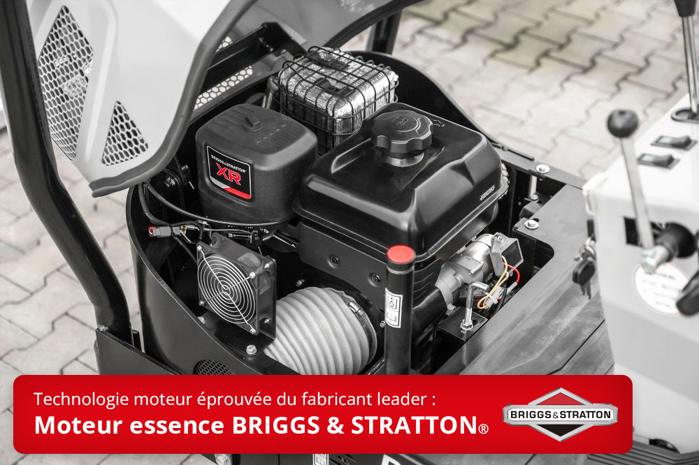 Mini_Pelle_Bobmaster_Pro_Briggs_Stratton_920_kg_32626 Compartec Mini-pelle Bobmaster Pro B&S - Essence, 920 kg + kit de godets — image 7