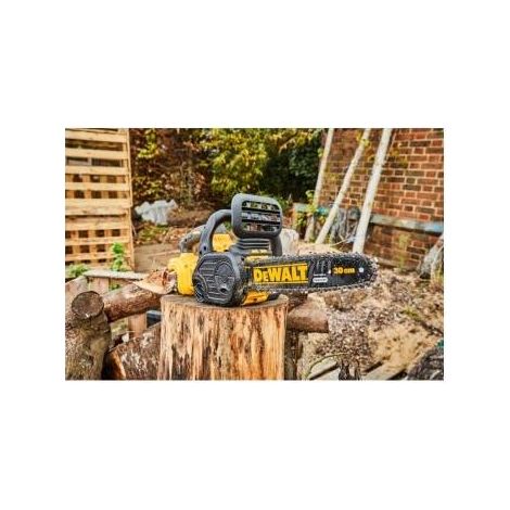 DEWALT Dewalt – Tronçonneuse élagueuse 18V – Moteur Brushless – Longueur de guide 30 cm – Batterie 5Ah pour 70 coupes par charge vue 4 DEWALT Dewalt – Tronçonneuse élagueuse 18V – Moteur Brushless – Longueur de guide 30 cm – Batterie 5Ah pour 70 coupes par charge vue 4