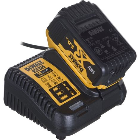 DEWALT Dewalt – Tronçonneuse élagueuse 18V – Moteur Brushless – Longueur de guide 30 cm – Batterie 5Ah pour 70 coupes par charge vue 6 DEWALT Dewalt – Tronçonneuse élagueuse 18V – Moteur Brushless – Longueur de guide 30 cm – Batterie 5Ah pour 70 coupes par charge vue 6