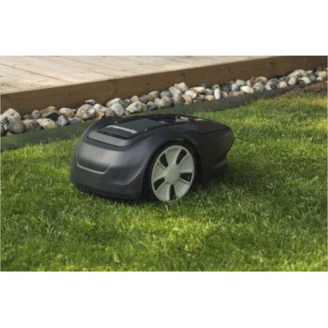 GREENWORKS Greenworks – Robot tondeuse Optimow 5 – Tonte autonome jusqu'à 550 m² – Largeur de coupe 18 cm – Inclinaison max. 30 % – Moteur Brushless vue 4 GREENWORKS Greenworks – Robot tondeuse Optimow 5 – Tonte autonome jusqu'à 550 m² – Largeur de coupe 18 cm – Inclinaison max. 30 % – Moteur Brushless vue 4