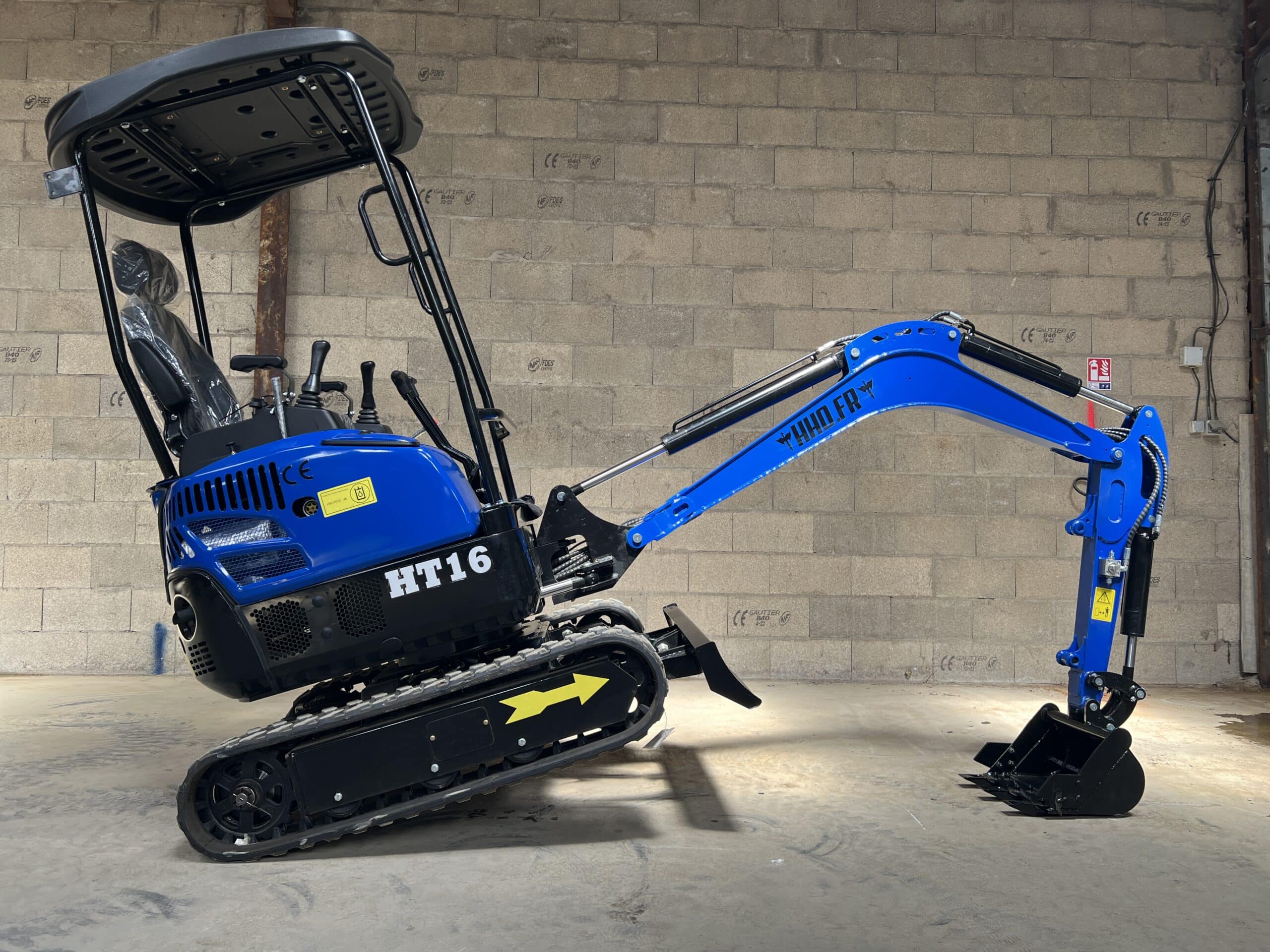 HT16 Mini pelle HT16 vue 4 HT16 Mini pelle HT16 vue 4