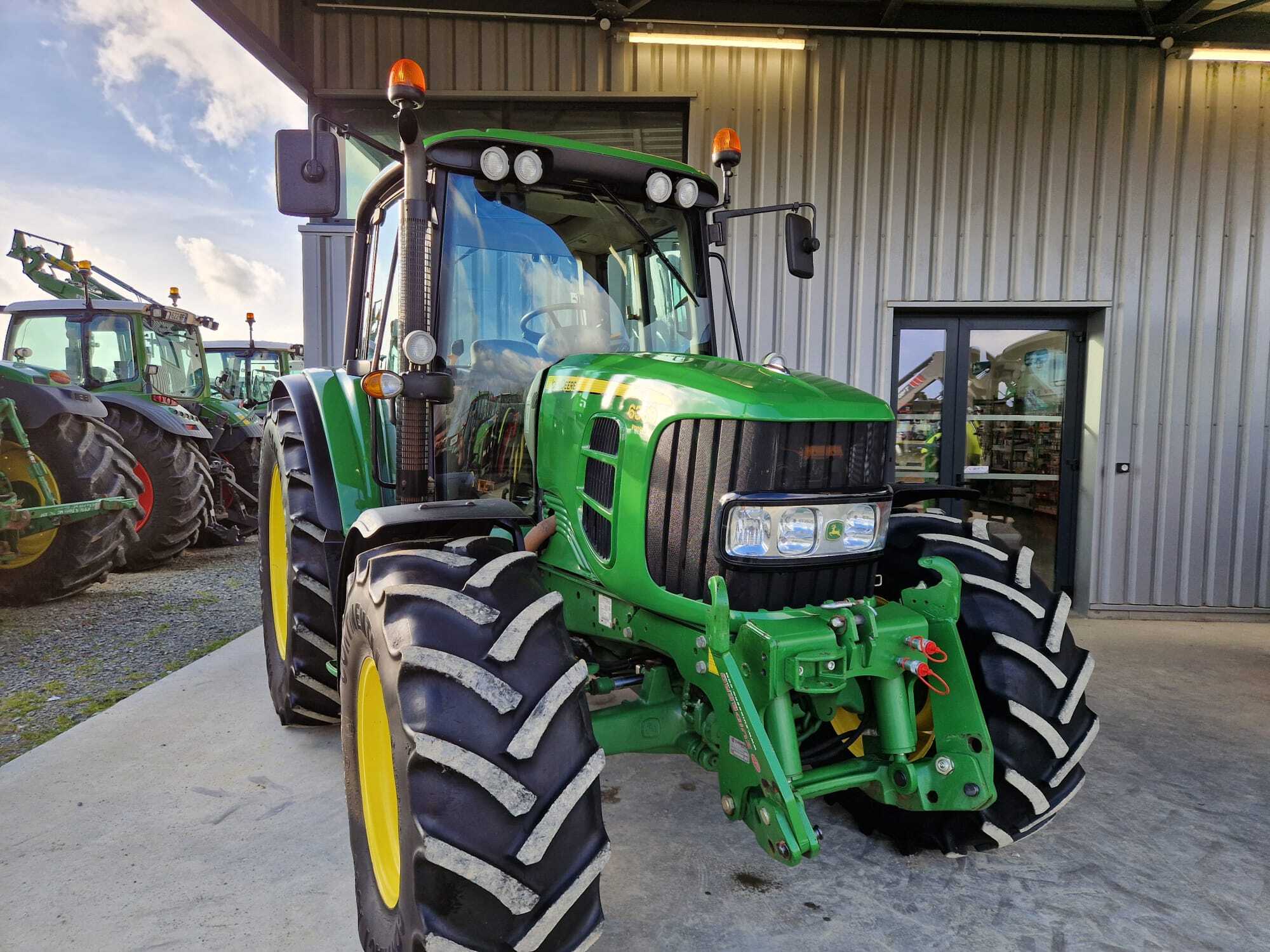 SOEMP Tracteur 6330 Premium John Deere Tracteur 6330 Premium John Deere — image 3