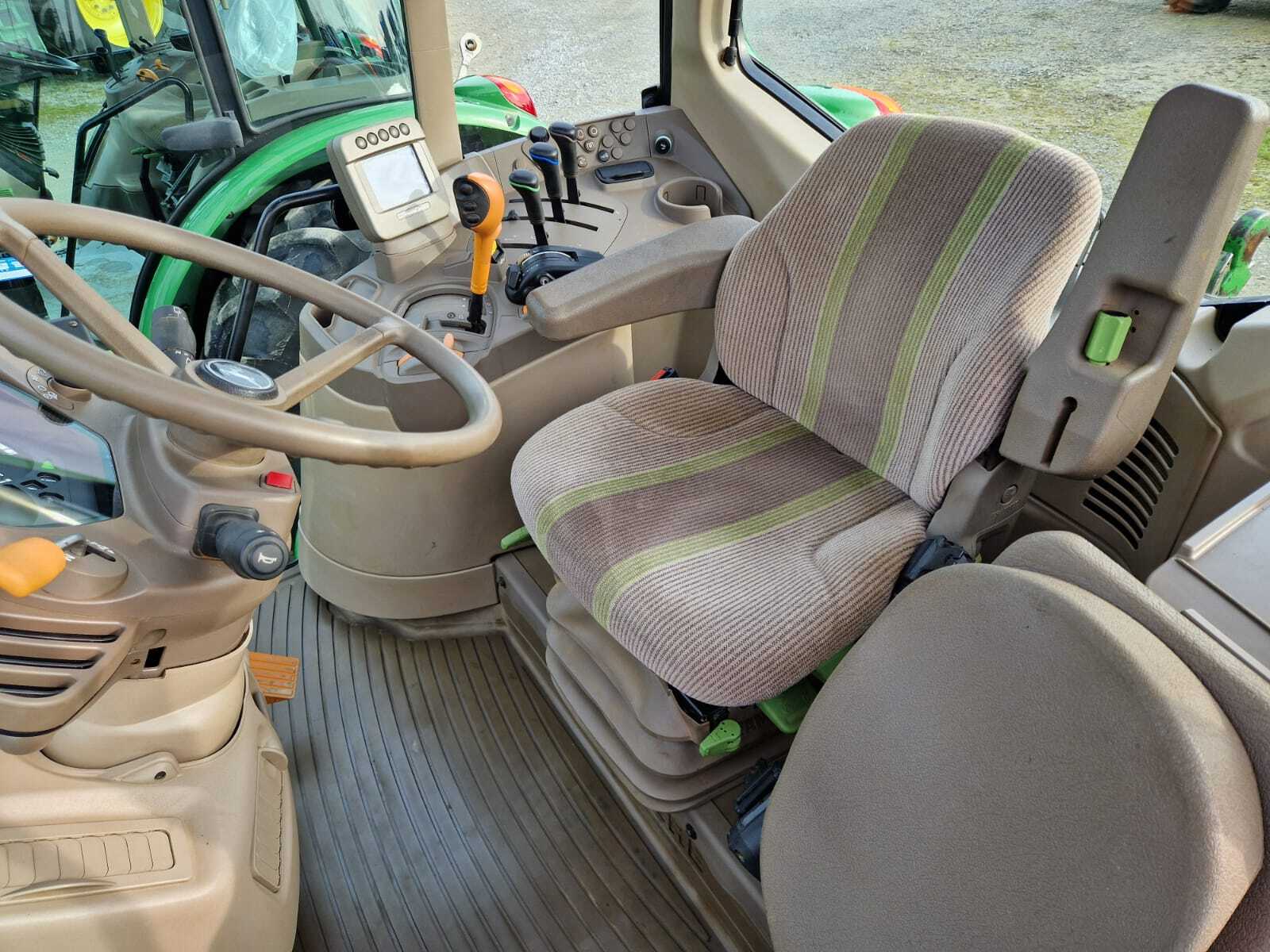 SOEMP Tracteur 6330 Premium John Deere Tracteur 6330 Premium John Deere — image 13
