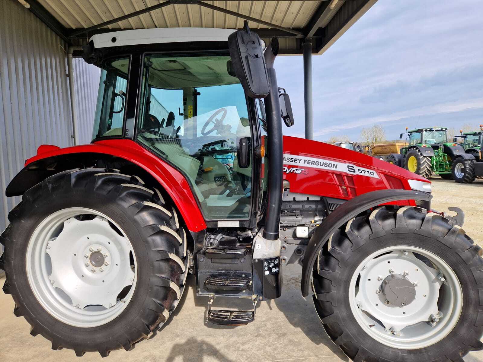 SOEMP Tracteur Ferguson Massey 5710S Tracteur Ferguson Massey 5710S — image 5